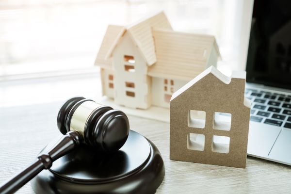 The Benefits of Hiring a Real Estate Attorney